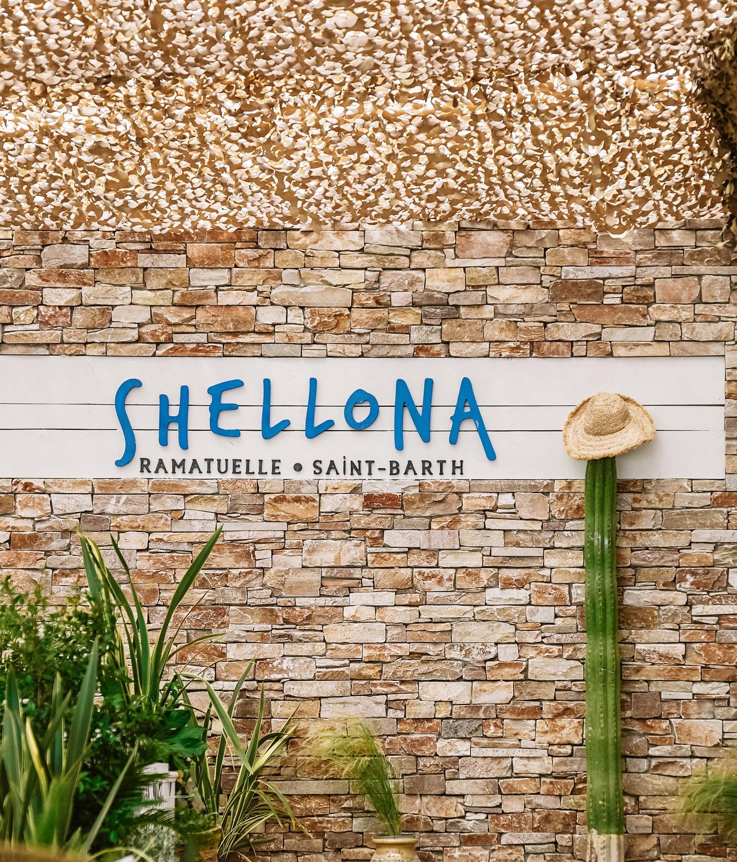 Shellona Saint Tropez VIP Tables Dubai